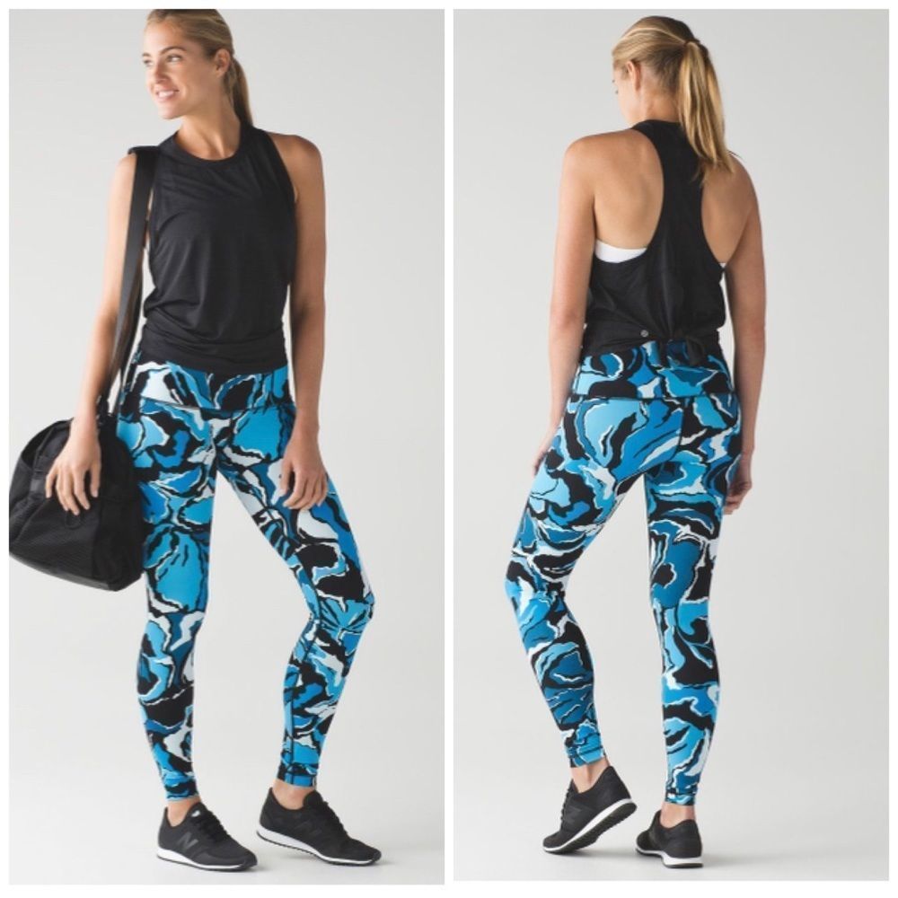 Lululemon Wunder Under Pant (Hi-Rise)
Boom Bloom Beach Blanket Blue Ice Milk